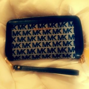 Michael Michael kors wallet